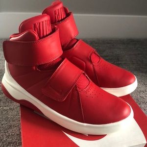 Nike Marxman youth 5.5 basketball shoes